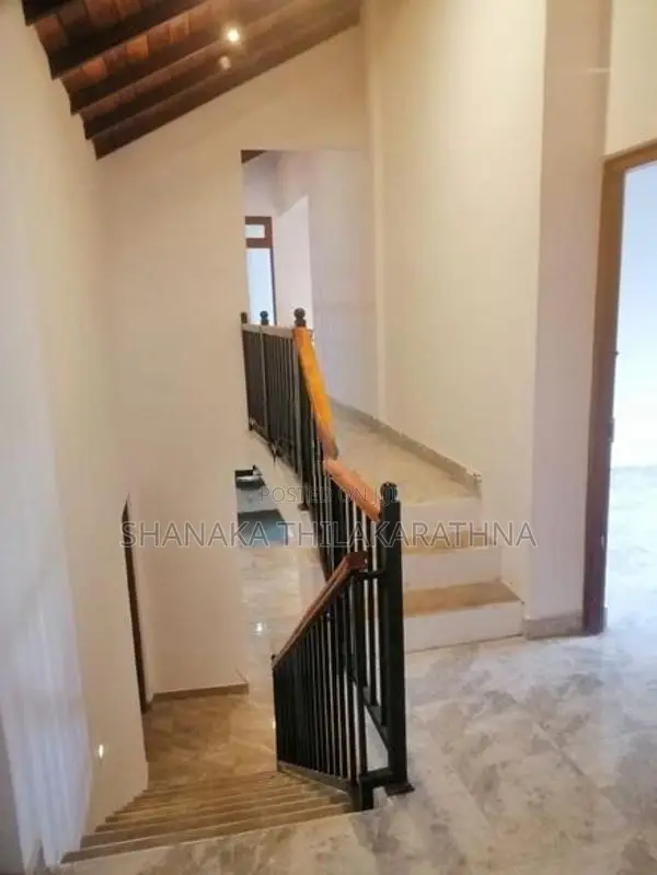 Two-Storey House For Sale – Warallagama, Kandy
