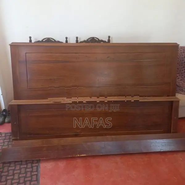 6x6.5 Box Bed with Mattress