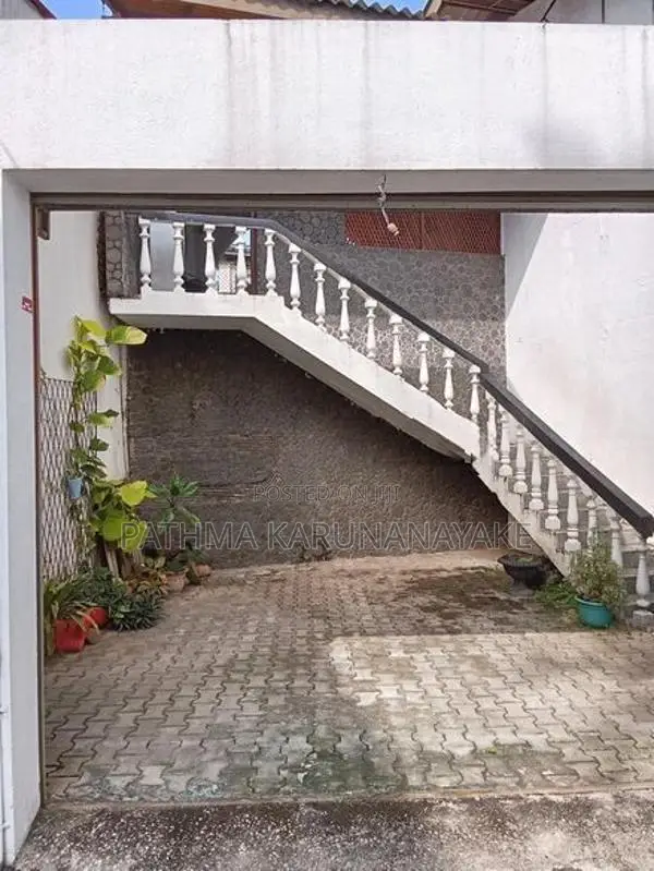 Boarding Rooms for Girls in Naragenpita