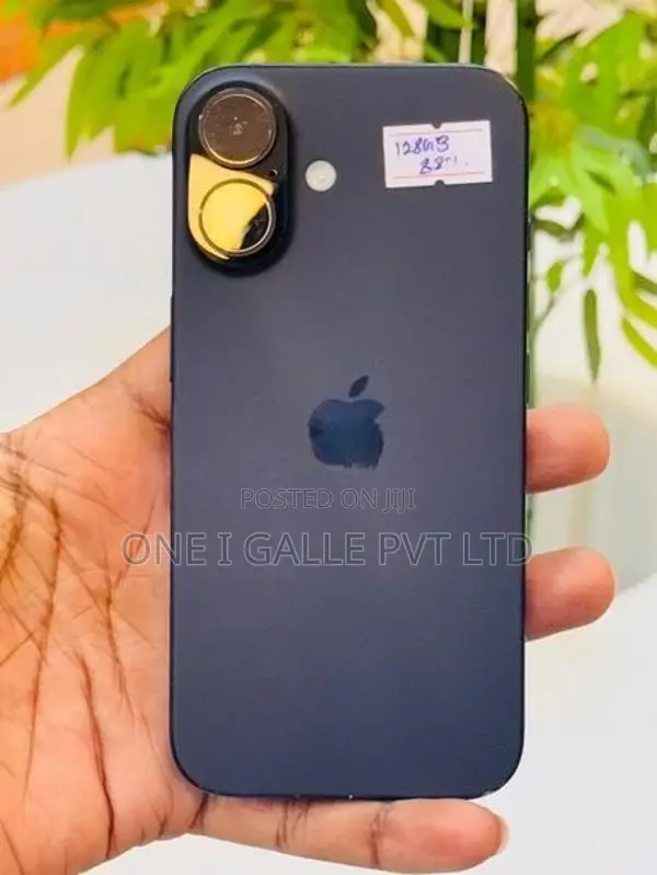 Apple iPhone 16 128GB (Used)