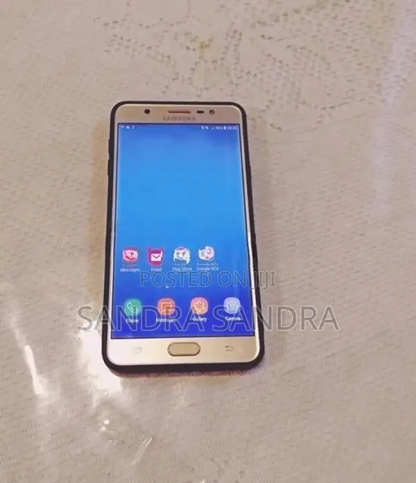 Samsung Galaxy J7 (Used)