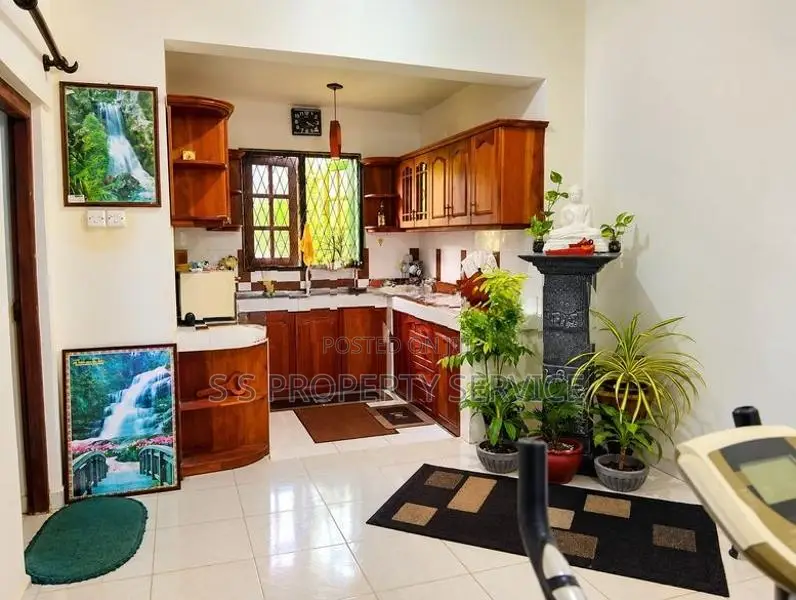 2 Story House for Sale in Kotugoda (SSPH-419)