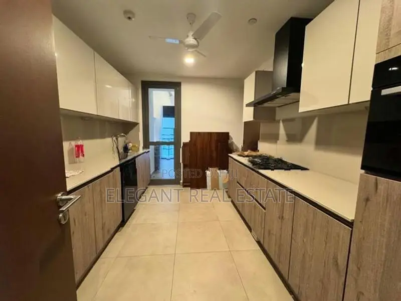447 Luna Tower- 03 Bedroom Apartment for Rent in Colombo 02 (A3958)