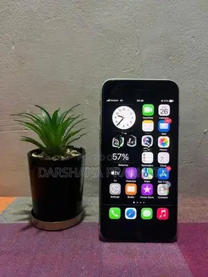 Apple iPhone SE 2 (Used)