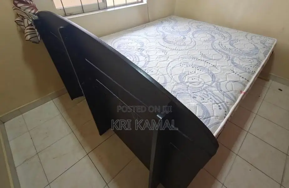 Queen Size Bed with Mattress