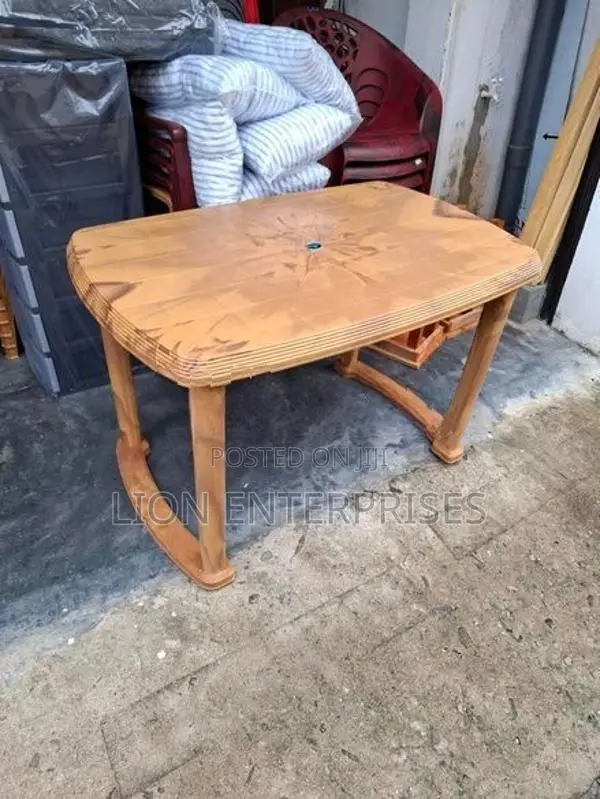 Nippon plastic tables