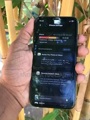 Apple iPhone 11 Pro (Used)