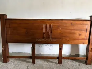 King Size Bed (6 × 6 Ft)