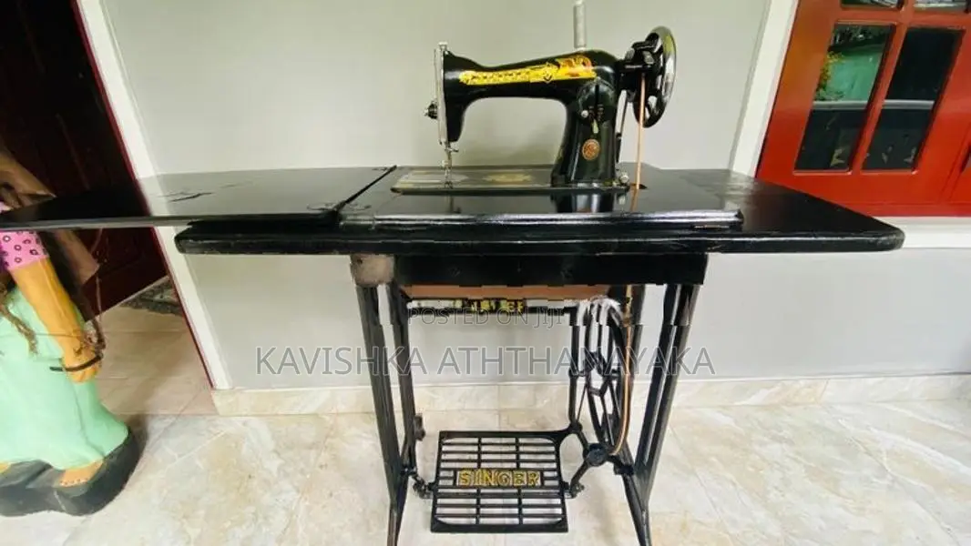 Singer Sewing Machine