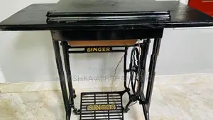 Singer Sewing Machine