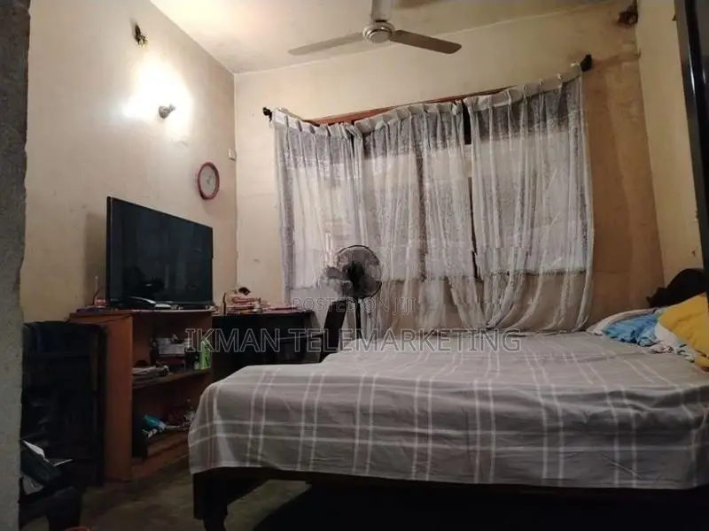 House With Shop For Sale In Attidiya, Dehiwala