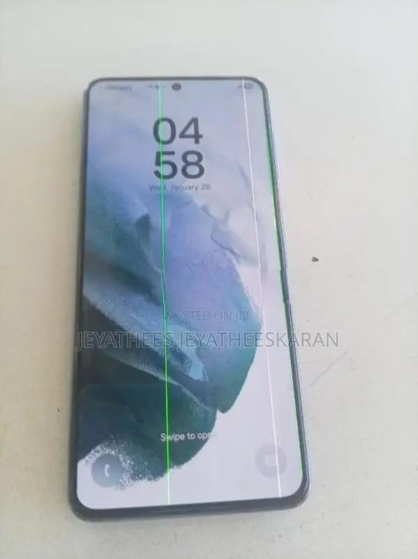 Samsung Galaxy S21 (Used)