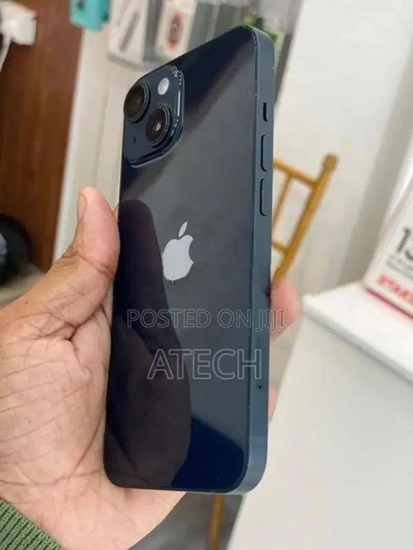 Apple iPhone 14 (Used)