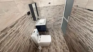 Fully Furnished Luxury Three Bedroom Apartment For Short Term Rent