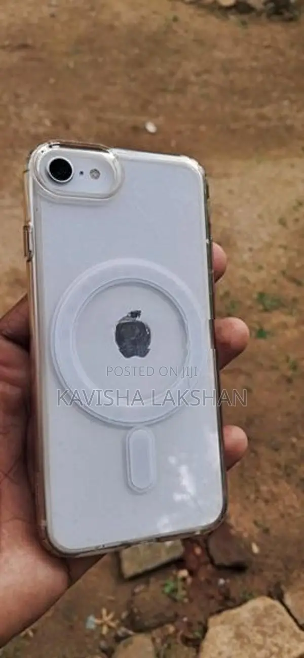 Apple iPhone SE 2 (Used)