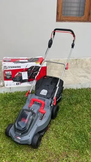 Grass Cutting Machine