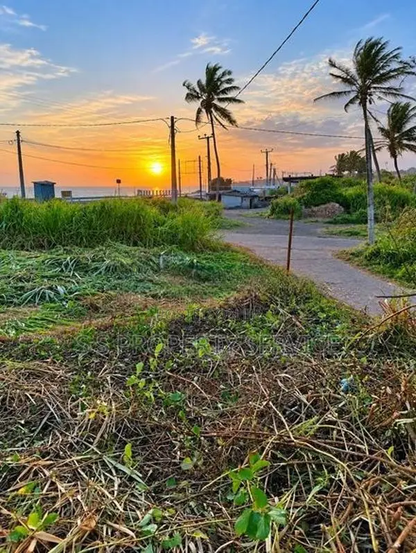 Land For Sale in Devinuwara -Matara (SSPL-438)