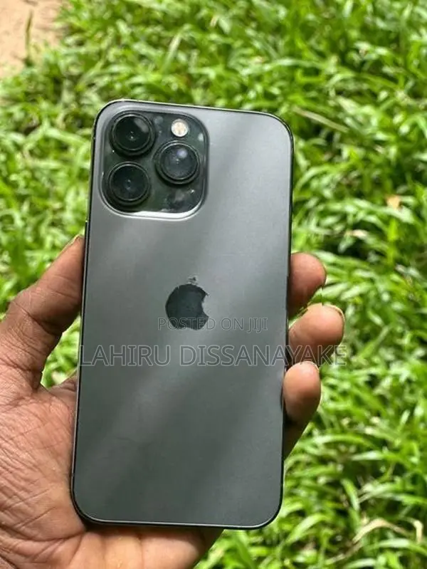 Apple iPhone 13 Pro (Used)