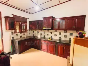 Hotel 2 Story 6 Rooms Matara City