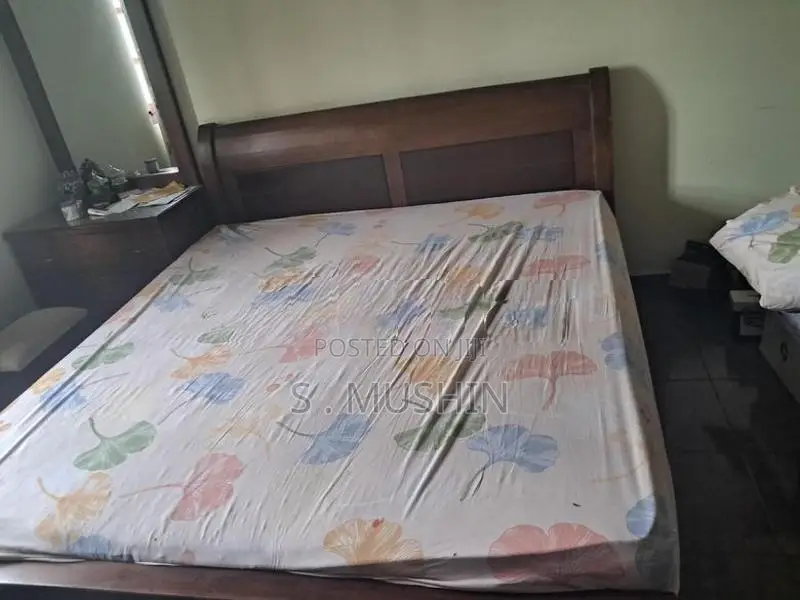 King Size Teak Bed