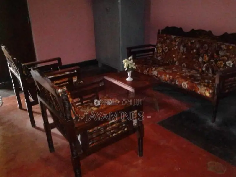 කොටියාකුඹුර නගරයට නුදුරින් නිවසක් කුලියට දීමට
