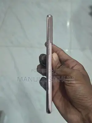 Samsung Galaxy S21 (Used)
