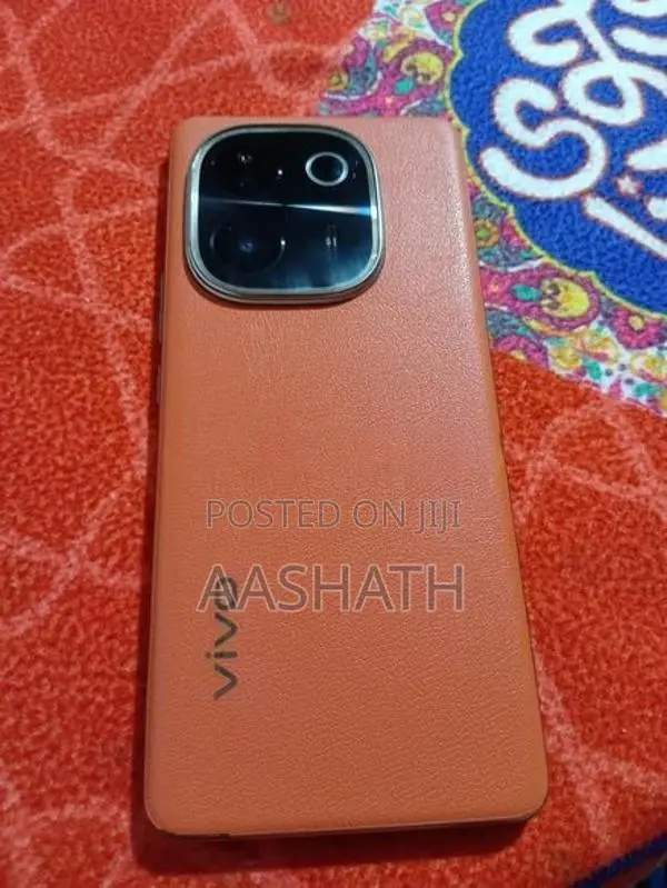 Vivo (Used)