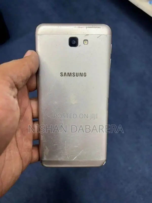 Samsung Galaxy J7 (Used)