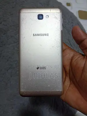 Samsung Galaxy J7 (Used)