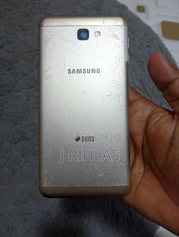 Samsung Galaxy J7 (Used)
