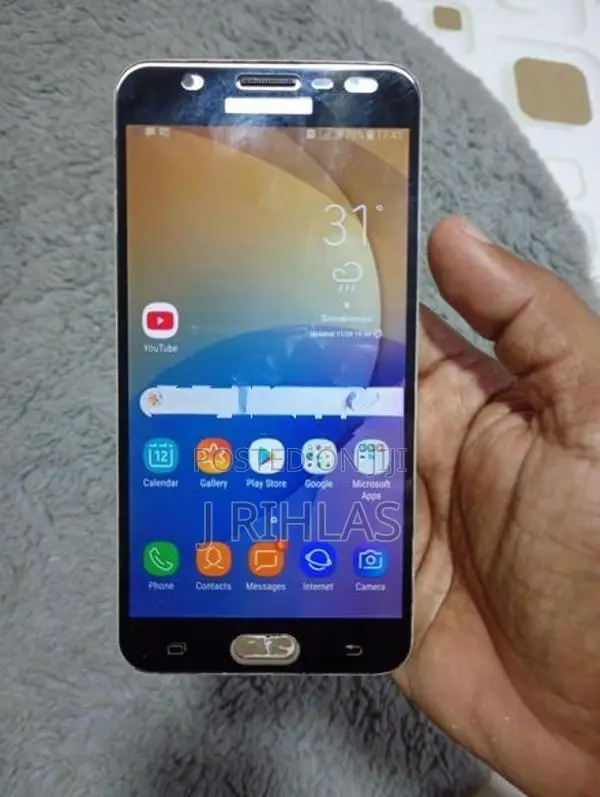 Samsung Galaxy J7 (Used)