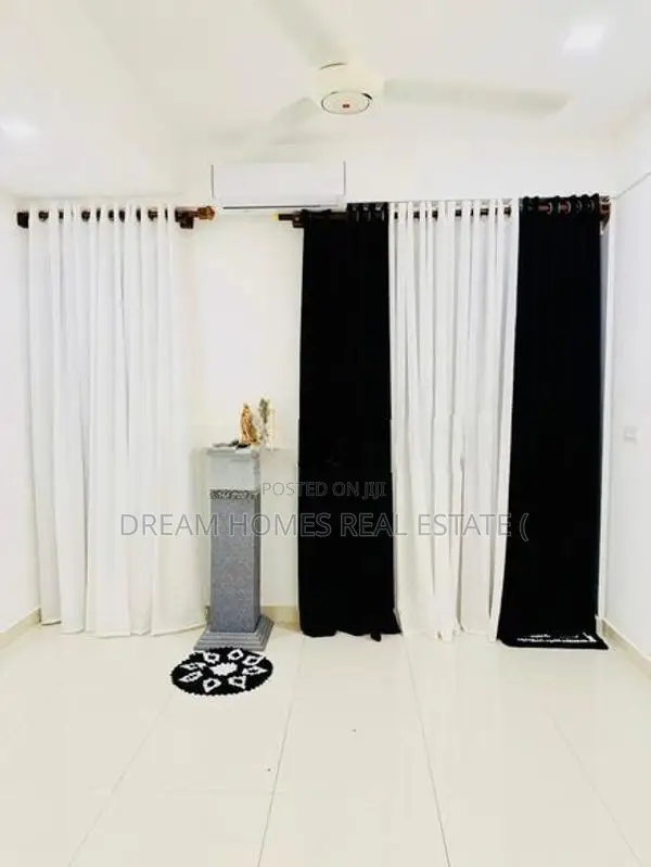 Brand-New 2-Bedroom Apartment for Rent – Pelawatta