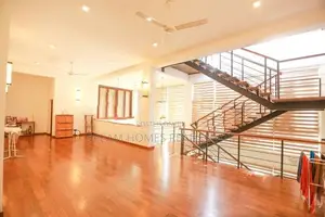 31.0 perches Luxurious 5-Bedroom House for Sale in Nugegoda