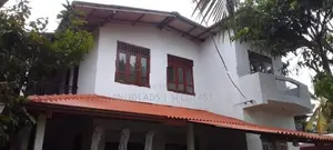 2BR (1AC) House (Upstair) For Rent in Pannipitiya
