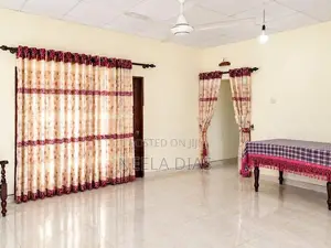 With All Amenities 3 Bed House For Sale - Nittambuwa / Pasyala