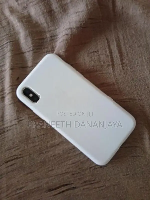 Apple iPhone X (Used)