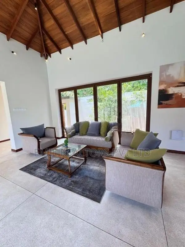 Brand New Luxury Villa for Sale in Talpe (EM141AW)