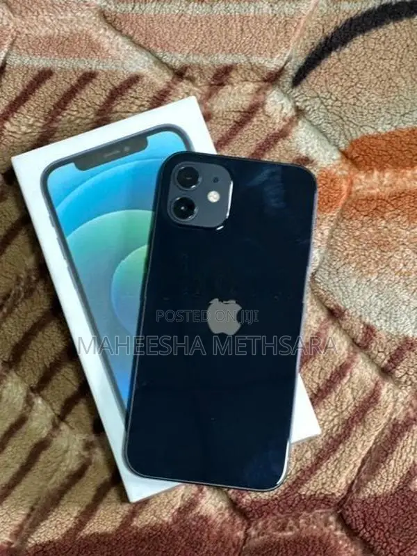 Apple iPhone 12 (Used)