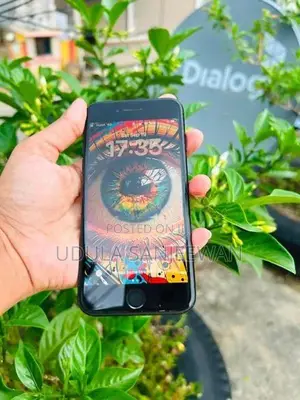 Apple iPhone SE 2 (Used)