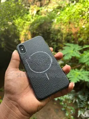Apple iPhone X (Used)
