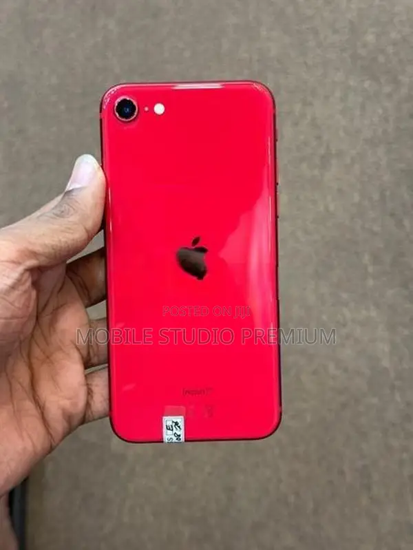 Apple iPhone SE 2 (Used)