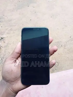 Apple iPhone XS (Used)