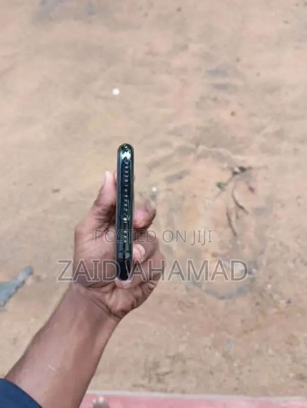 Apple iPhone XS (Used)