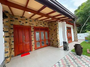 Modern Single‑Story Luxury Home – Kahathuduwa (Pragathi Mawatha)
