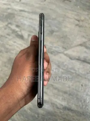 Apple iPhone 11 Pro Max (Used)