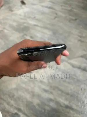 Apple iPhone 11 Pro Max (Used)