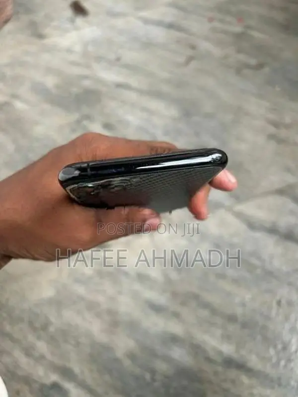 Apple iPhone 11 Pro Max (Used)