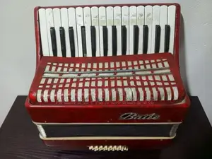 Baile 32 Bass Accordion