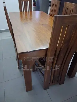 නැදුන් පුටු 6ක් සමග තේක්ක මෙිසය