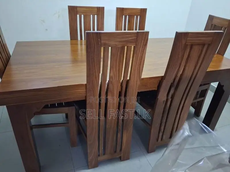නැදුන් පුටු 6ක් සමග තේක්ක මෙිසය